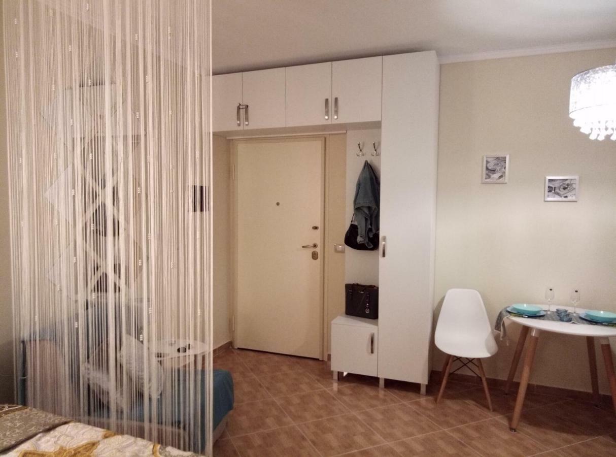 Elen Apartment - Adults Only أوريكوم المظهر الخارجي الصورة